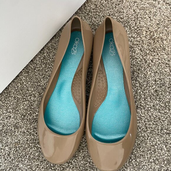 Oka B Ballet Flats Tan Rubber Jelly Flats Womens Size 8 - Picture 2 of 6